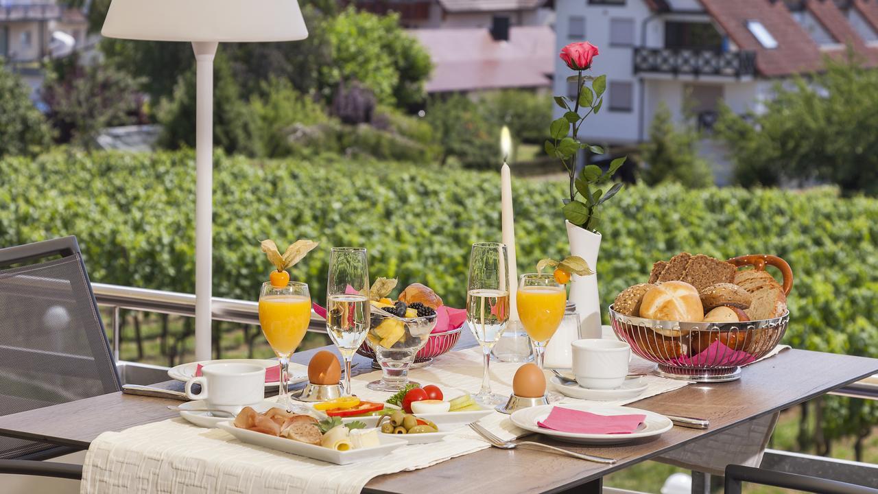 Hotel Restaurant Hansjakob Hagnau Bagian luar foto